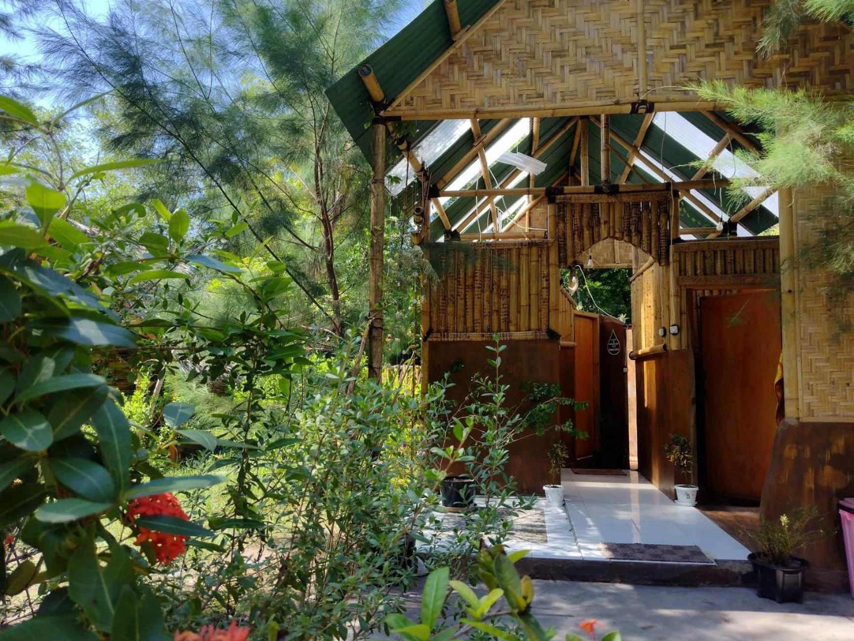 Uncle Hippie'S Dream Hostel Гили Мено Екстериор снимка