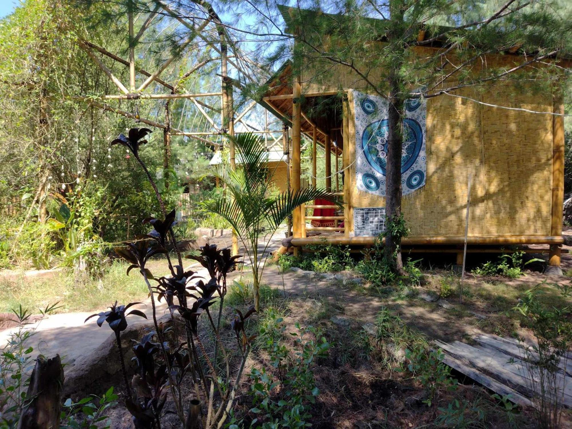 Uncle Hippie'S Dream Hostel Гили Мено Екстериор снимка